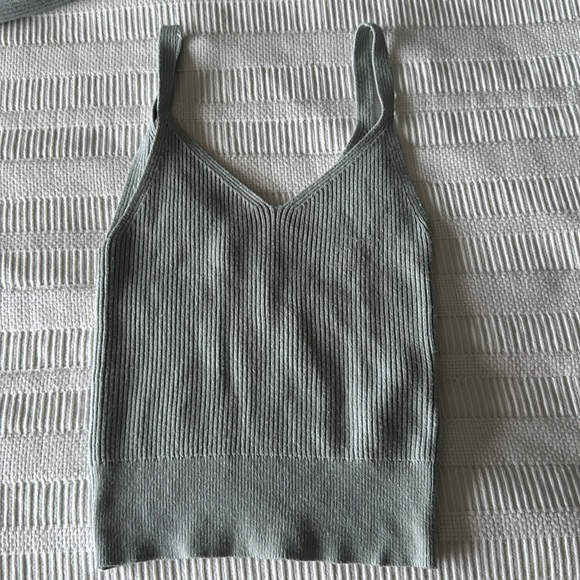 Abercrombie Crop Tank & Cardigan Set - Sage Green 🍃 - Picture 6 of 8